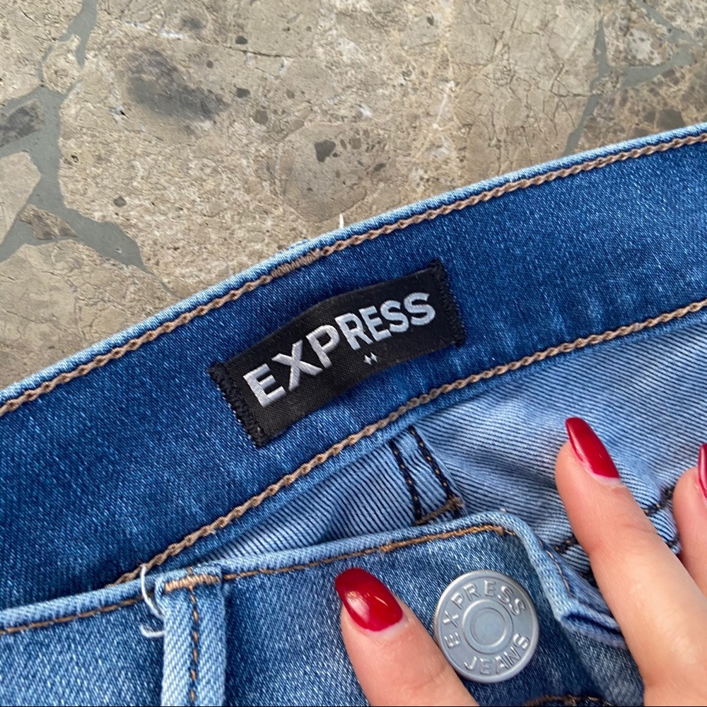 Mid Rise Express Jeans - Picture 3 of 4